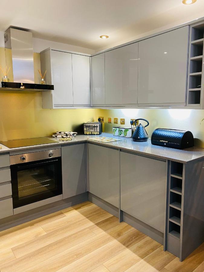 Luxury 1 Bedroom Duplex With Free Parking Plymouth Exterior photo